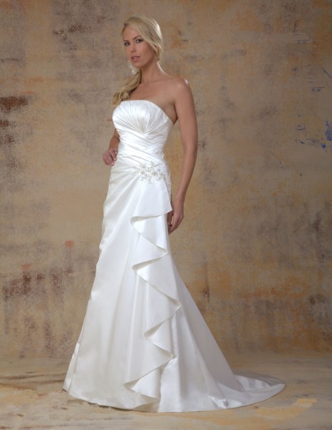 Anita wedding dress front