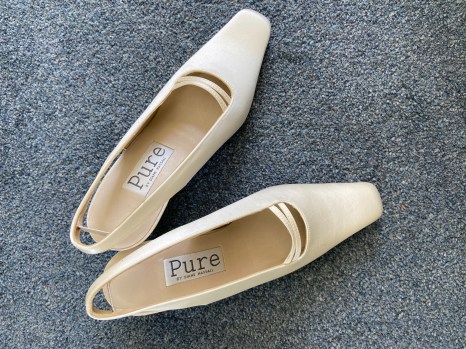 Ivory satin wedding shoe size 3